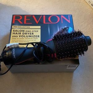 Revlon salon one-step hair dryer and volumizer